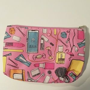 Clinique Bags - Clinique pink makeup bag Clinique Bags - Clinique pink makeup bag